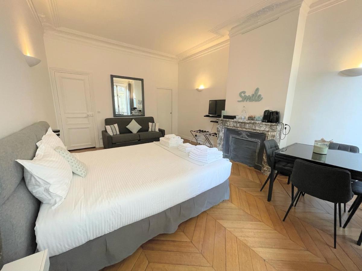 Bed and Breakfast Paris Square Exterior foto